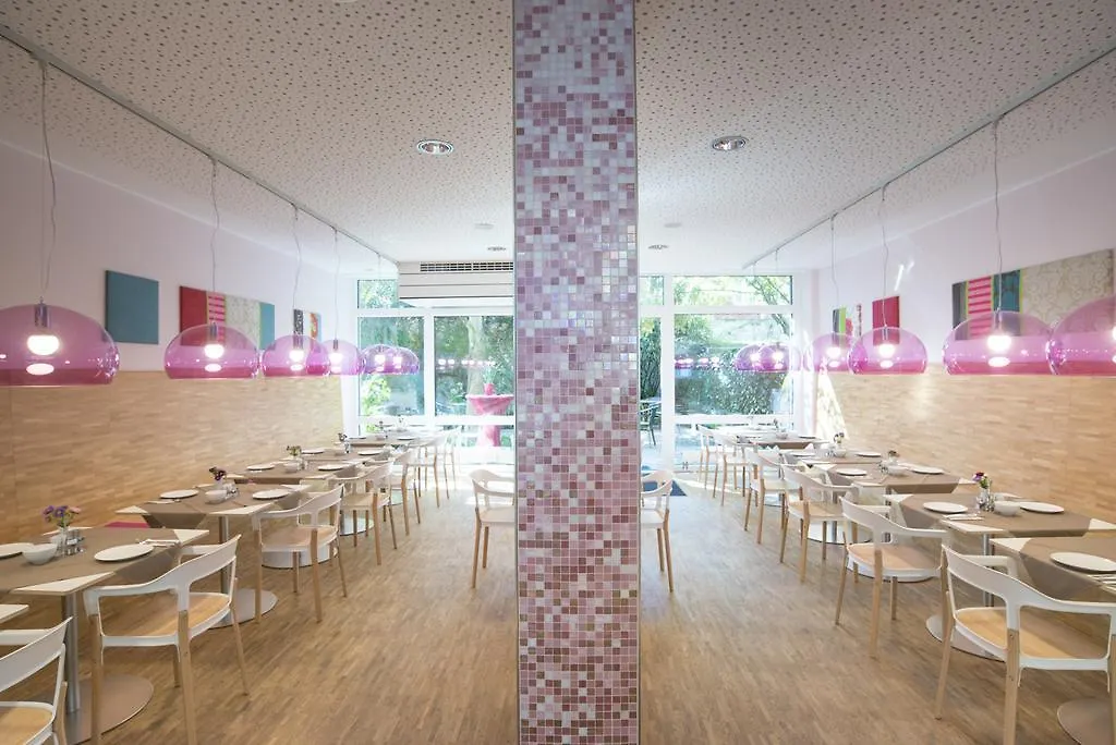 ***  Fab Hotel Munich Germany