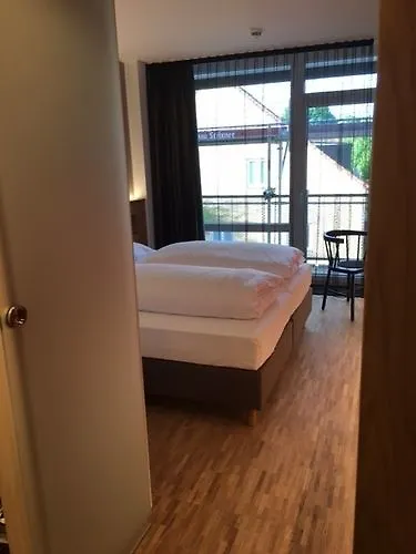 מינכן Fab Hotel